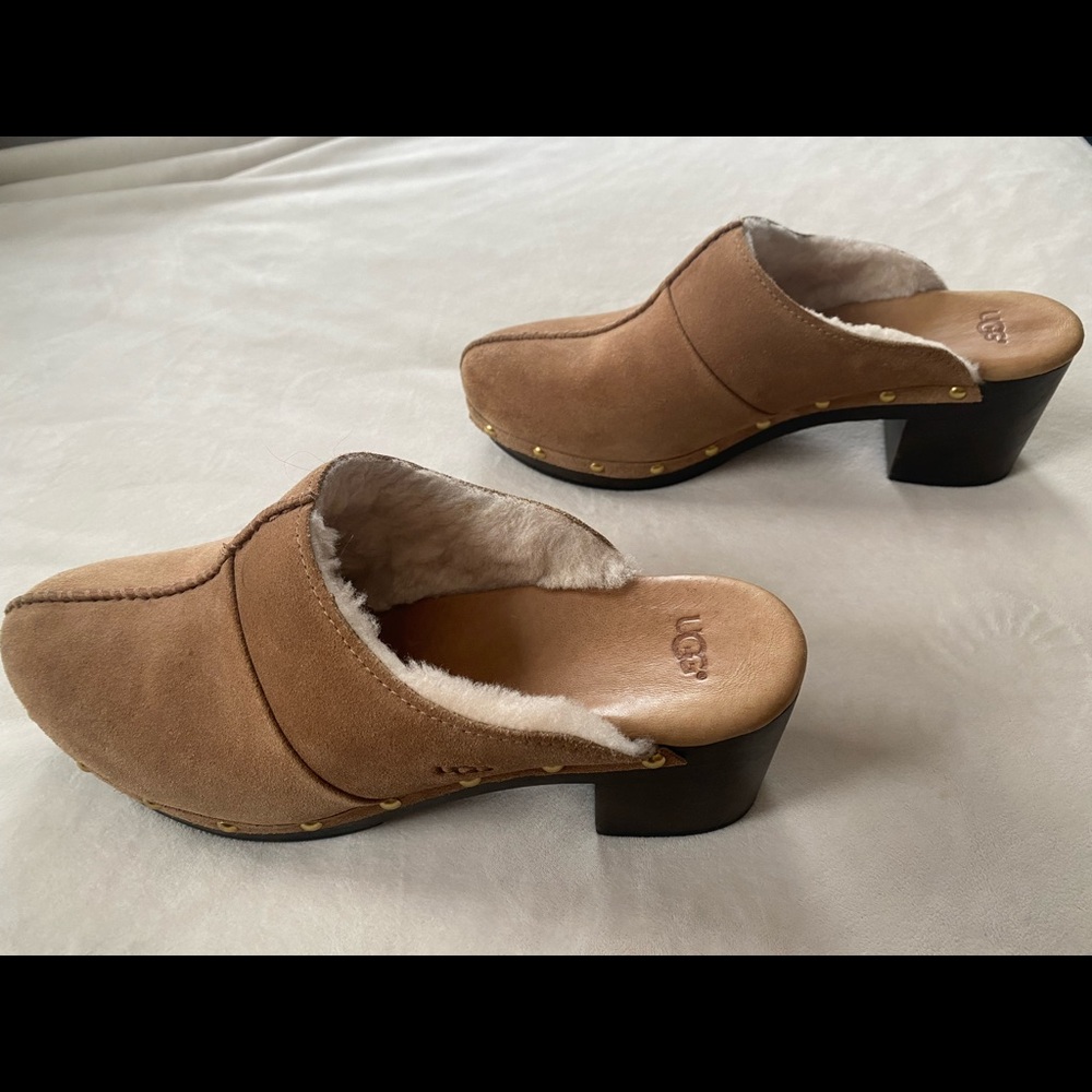 UGG Clog - excellent condition